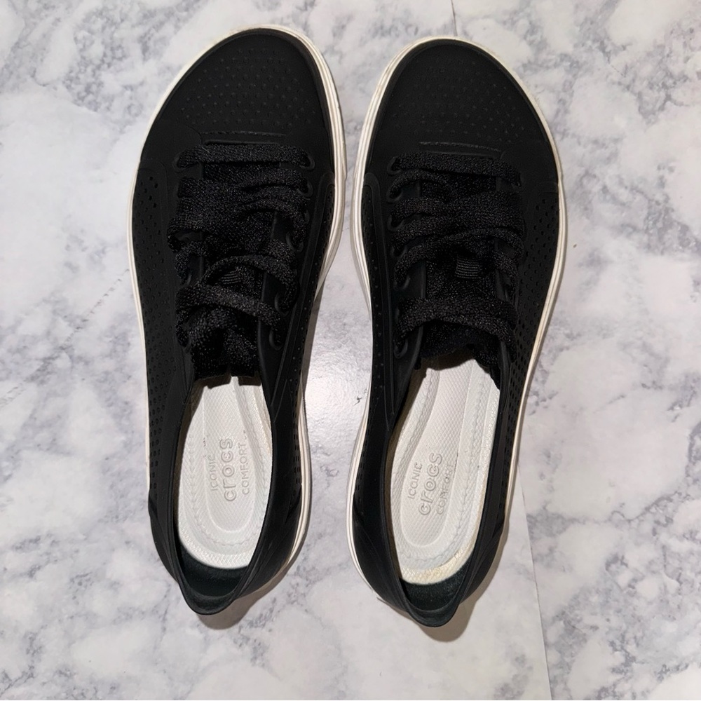 Crocs Size 8W Black Waterproof  204884 Citilane Roka Court Women’s Lace Up Shoes